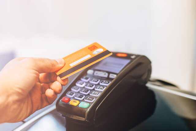 comprar con tarjeta en dolares